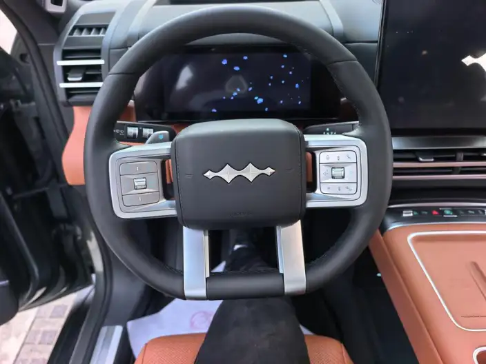 Titan 7 PHEV 2025 Model 200KM 2WD Max Edition – фото 10