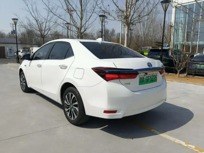 Corolla Hybrid E+ 2019 Model 1.8L Pioneer Edition – фото 4
