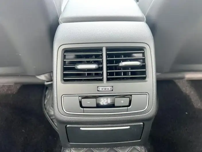 Audi A4 L 2023 Model 40 TFSI Fashion Dynamic Model – фото 9