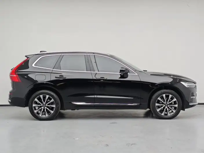 Volvo XC60 2023 Model B5 4WD Smart Range Deluxe Edition – фото 8