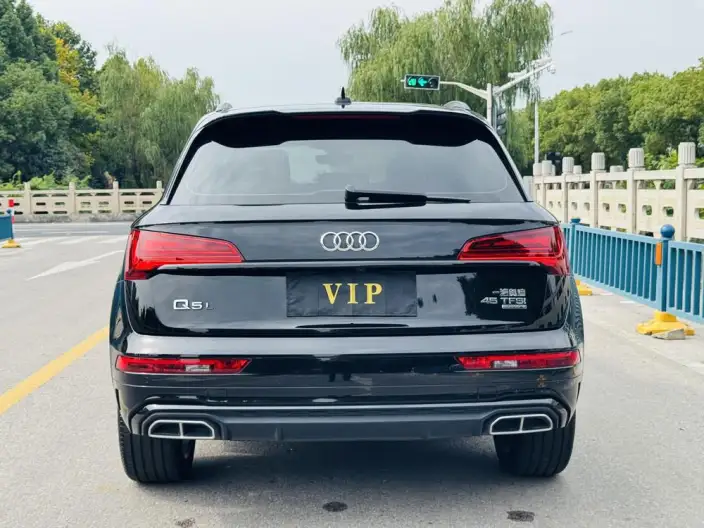 Audi Q5L 2024 Model 45TFSI Luxury Dynamic Model – фото 5