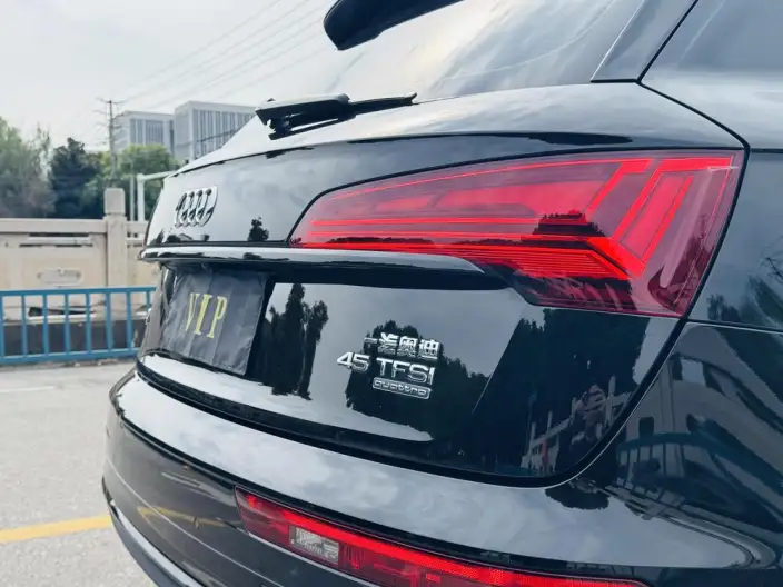 Audi Q5L 2024 Model 45TFSI Luxury Dynamic Model – фото 7