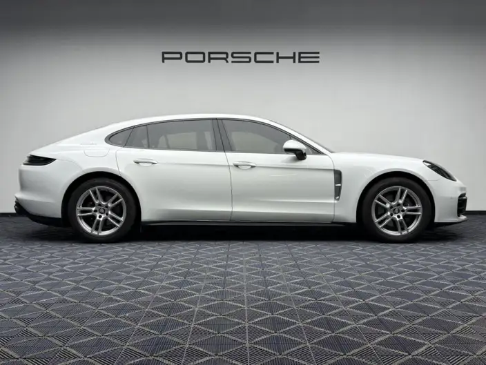Panamera 2023 Model Panamera Executive Extended Edition 2.9T – фото 8