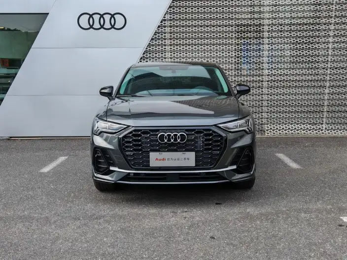 AUDI Q3 Sportback 2022 Model 40 TFSI Fashion Model – фото 2