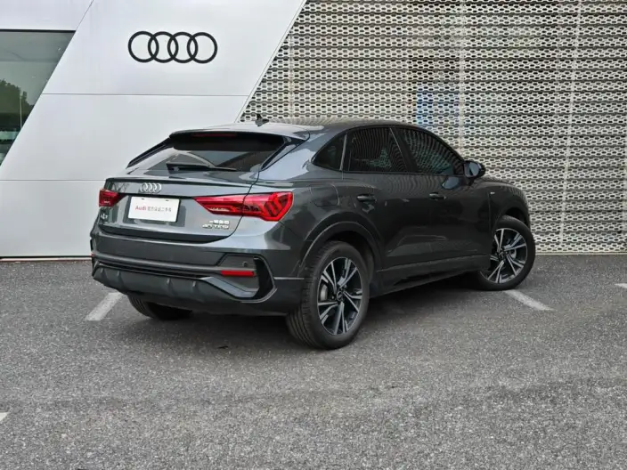 AUDI Q3 Sportback 2022 Model 40 TFSI Fashion Model – фото 4