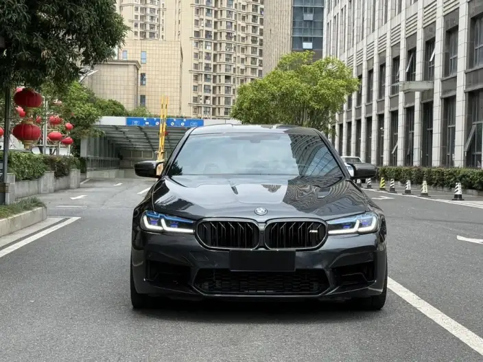 BMW M5 2018 Model M5 – фото 2