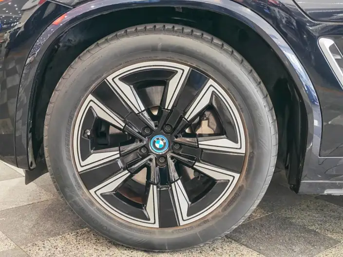 BMW iX3 2022 Model Facelift Leading Model – фото 6