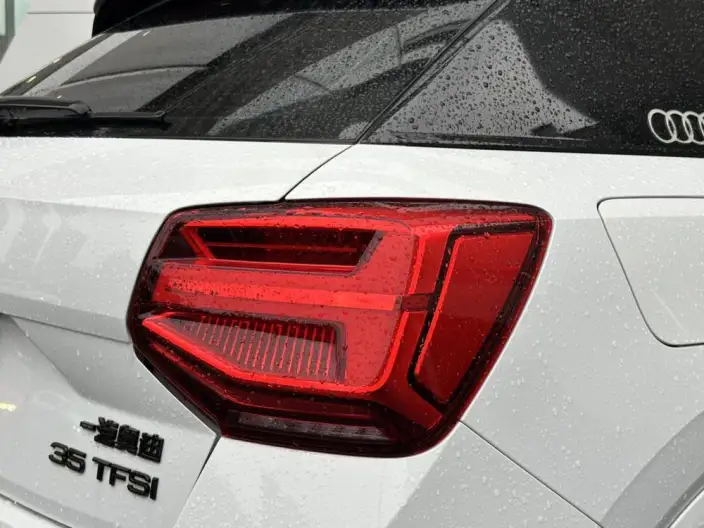 AUDI Q2L 2024 Model 35 TFSI Luxury Dynamic Model – фото 8