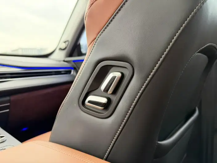 Chery Tiggo 8 PLUS 2022 Model 290TGDI DCT Luxury Xiang Edition + – фото 9