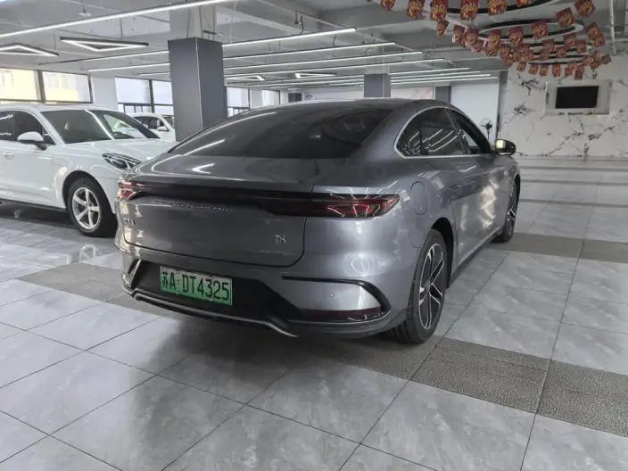 BYD Han EV 2023 Model Champion Edition 605KM Noble Model – фото 6