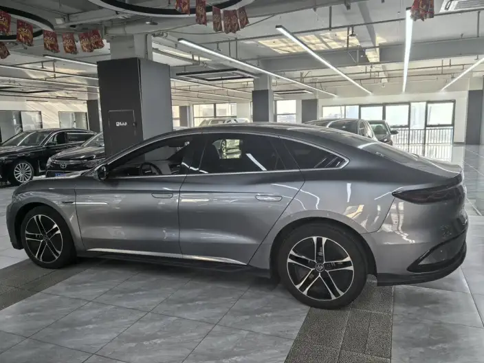 BYD Han EV 2023 Model Champion Edition 605KM Noble Model – фото 7