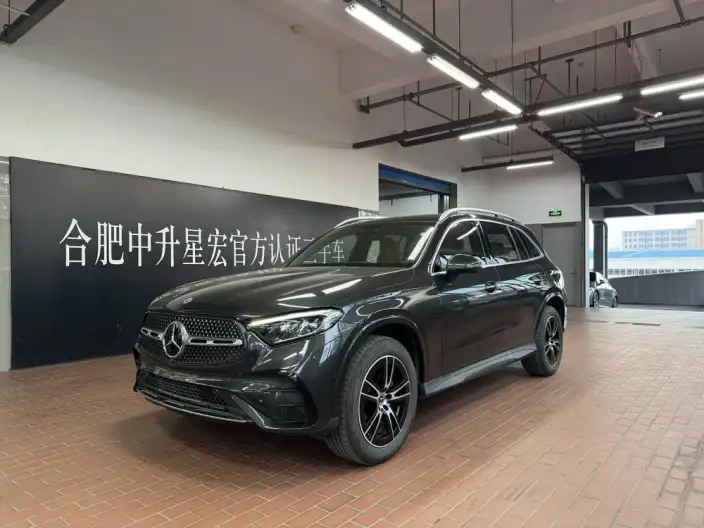 Mercedes-Benz GLC 2025 Model GLC 260 L 4MATIC Luxury Model 5 seat – фото 1