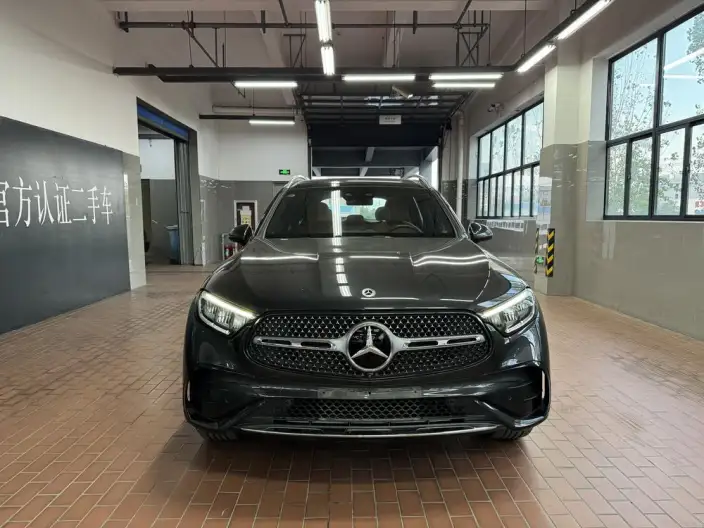 Mercedes-Benz GLC 2025 Model GLC 260 L 4MATIC Luxury Model 5 seat – фото 2