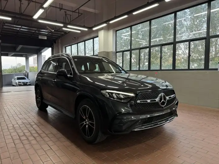 Mercedes-Benz GLC 2025 Model GLC 260 L 4MATIC Luxury Model 5 seat – фото 3