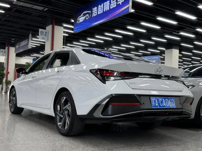 Hyundai Ioniq 2023 Model 1.5L CVT GLX Elite Edition – фото 4