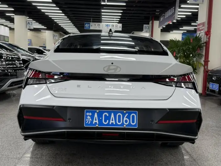 Hyundai Ioniq 2023 Model 1.5L CVT GLX Elite Edition – фото 5