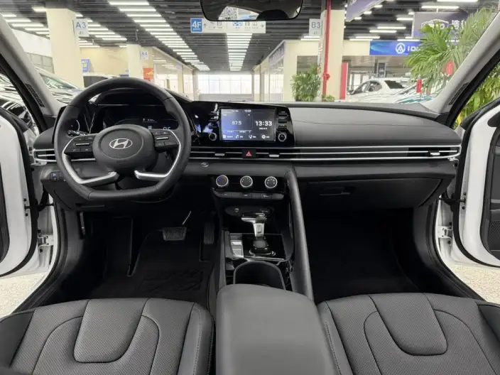 Hyundai Ioniq 2023 Model 1.5L CVT GLX Elite Edition – фото 7
