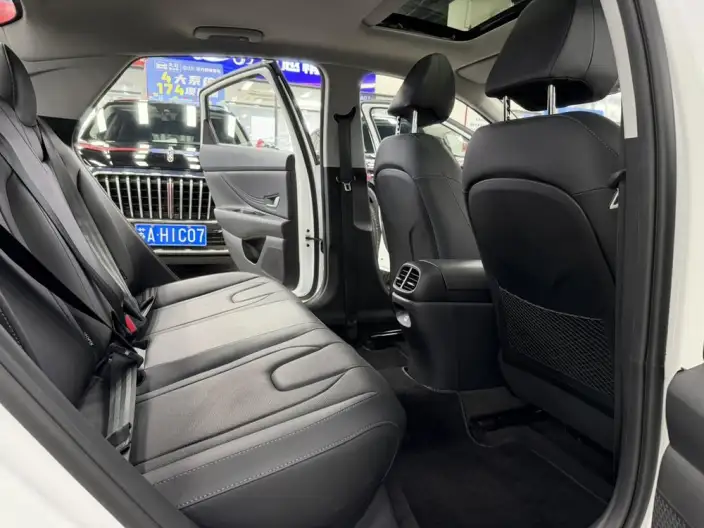 Hyundai Ioniq 2023 Model 1.5L CVT GLX Elite Edition – фото 10