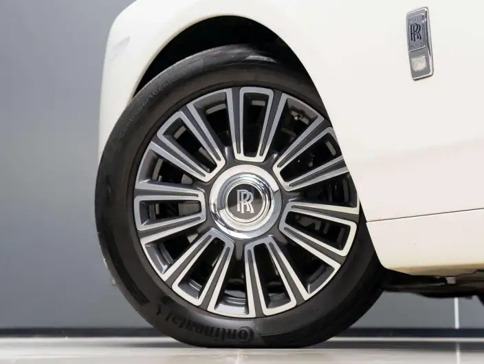 Phantom 2018 Model 6.7T Long wheelbase Edition – фото 8