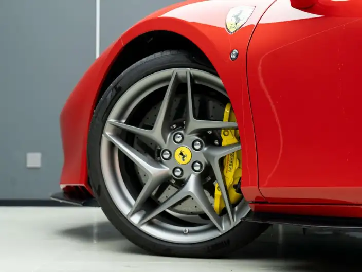 Ferrari F8 2019 Model Tributo 3.9T V8 – фото 9