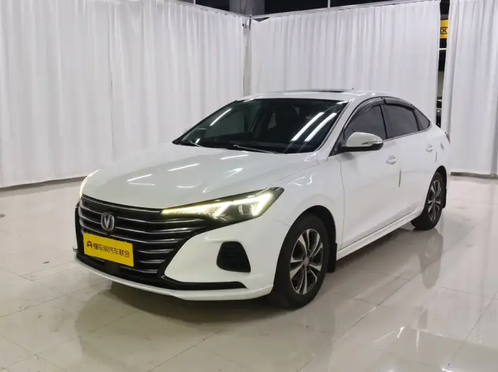 Changan Eado 2022 Model PLUS 1.6L GDI Manual Luxury Model – фото 1