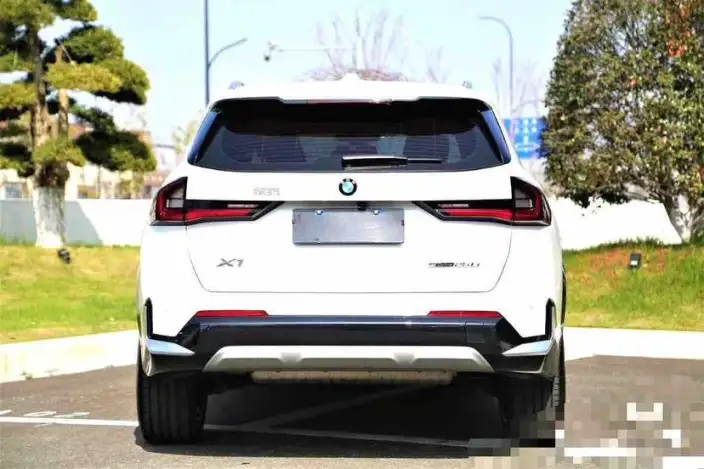BMW X1 2023 Model sDrive25Li M Sports Set – фото 6