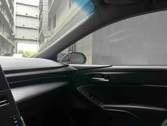 Toyota Avalon 2023 Model 2.0L CVT Deluxe Edition – фото 7