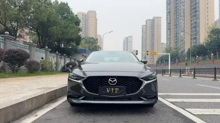 Mazda3 Axela 2022 Model 2.0L Automatic Zhi Engine Edition – фото 2