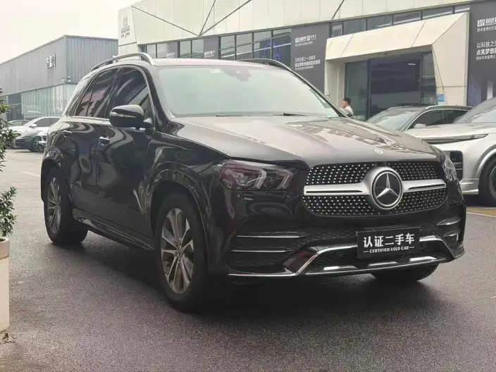 Mercedes-Benz GLE Imported 2022 Model GLE 350 4MATIC Fashion Model – фото 3