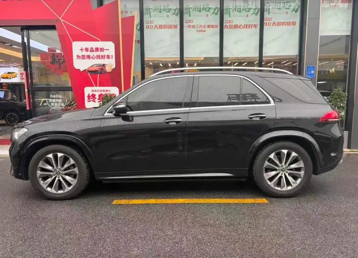 Mercedes-Benz GLE Imported 2022 Model GLE 350 4MATIC Fashion Model – фото 4