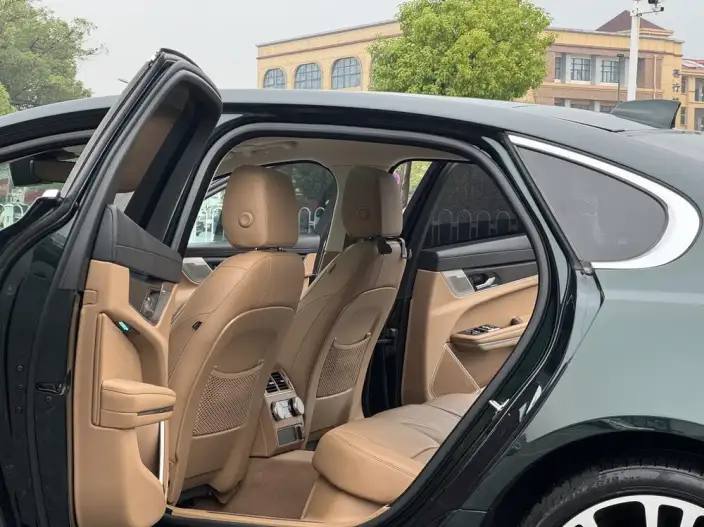 Jaguar XFL 2023 Model 2.0T P250 2WD Exclusive Deluxe Edition – фото 10