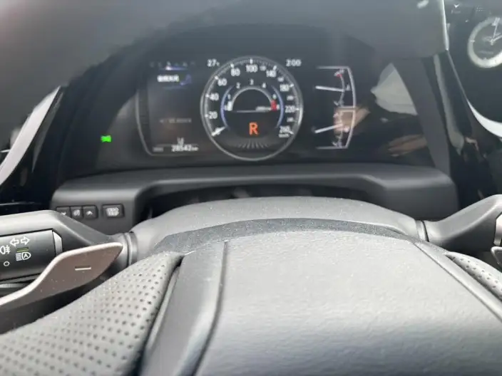 Lexus ES 2022 Model 200 Superior Edition – фото 7
