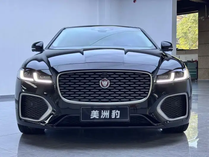 Jaguar XFL 2024 Model 2.0T P250 2WD Exclusive Deluxe Edition – фото 2