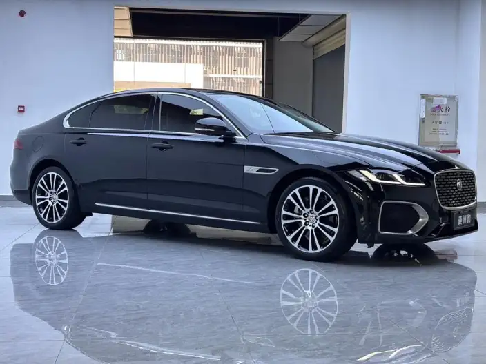 Jaguar XFL 2024 Model 2.0T P250 2WD Exclusive Deluxe Edition – фото 3