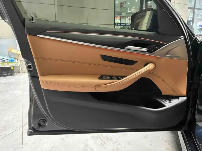 BMW 5 Series Imported 2022 Model 525i M Sports Set – фото 7