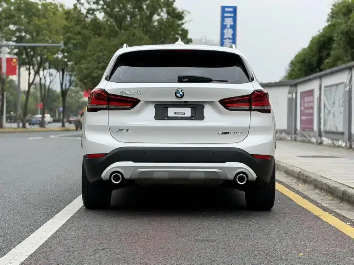 BMW X1 2022 Model sDrive20Li Fashion Model – фото 6