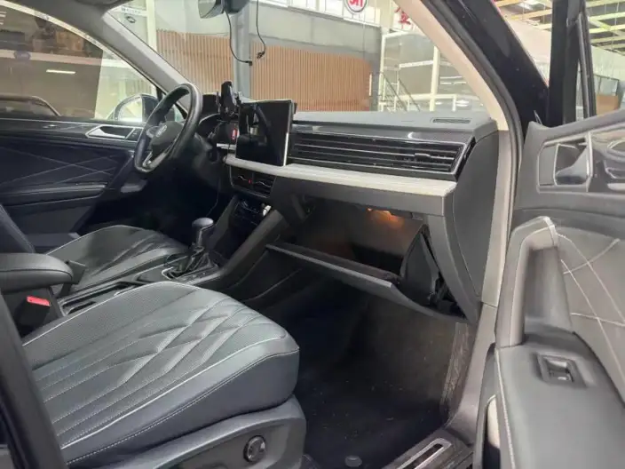 Volkswagen Tiguan L 2024 Model 330TSI 2WD R-Line Enjoy the version more – фото 8