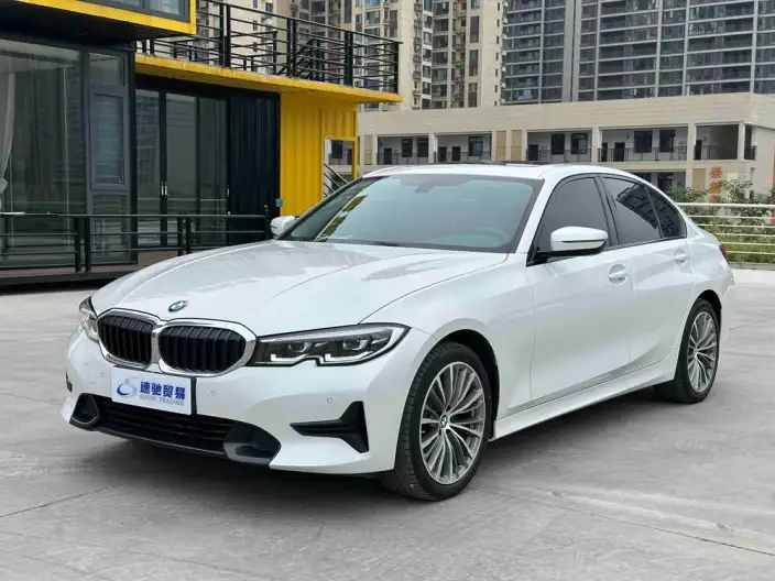 BMW 3 Series 2022 Model 320i Sports Set – фото 1