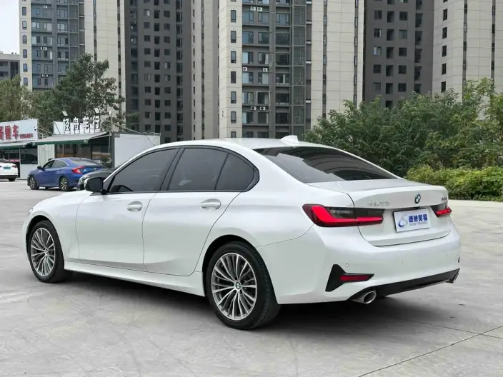 BMW 3 Series 2022 Model 320i Sports Set – фото 5
