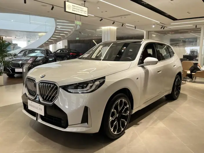 BMW X3 2025 Model xDrive30L Leading Model M Sports Set – фото 1