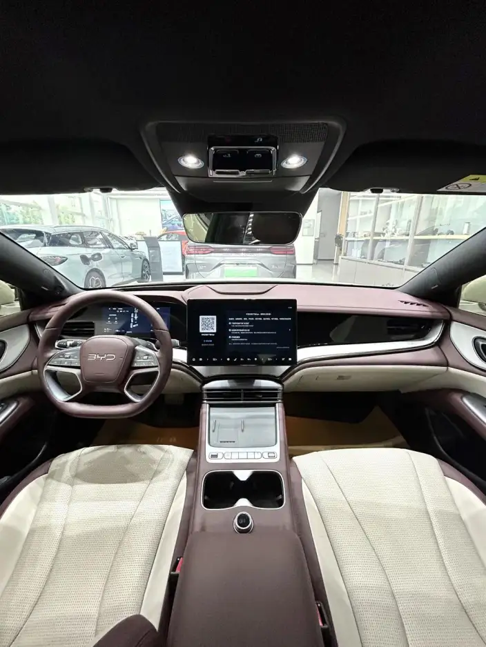 BYD Seal 07DM 2026 Model DM-i 230KM Flagship Model – фото 5