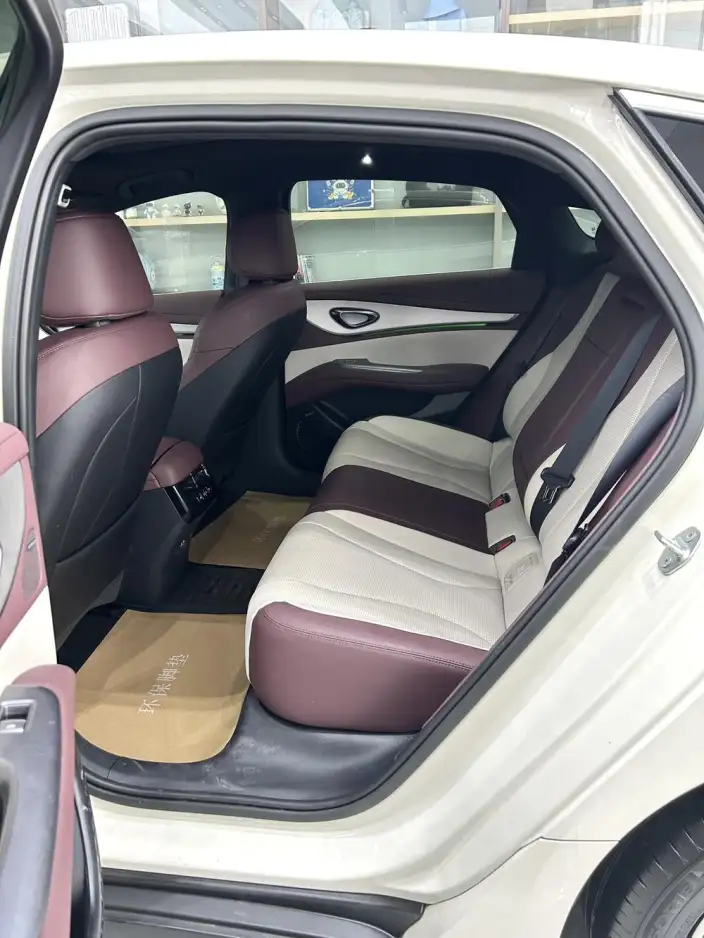 BYD Seal 07DM 2026 Model DM-i 230KM Flagship Model – фото 10