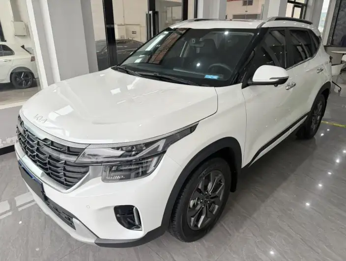 Kia Seltos 2023 Model 1.5L IVT Deluxe Edition