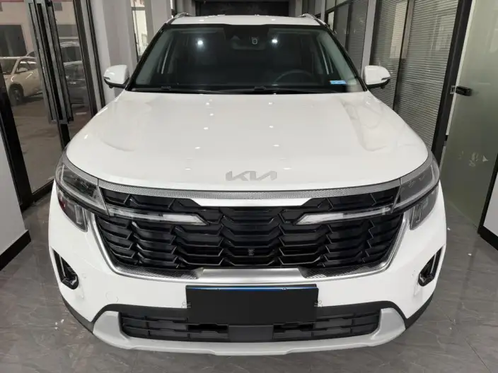 Kia Seltos 2023 Model 1.5L IVT Deluxe Edition
