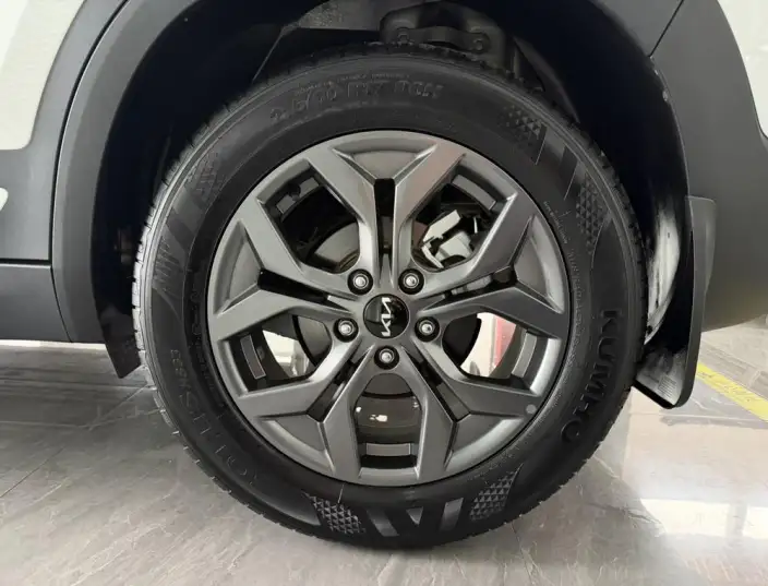 Kia Seltos 2023 Model 1.5L IVT Deluxe Edition – фото 7