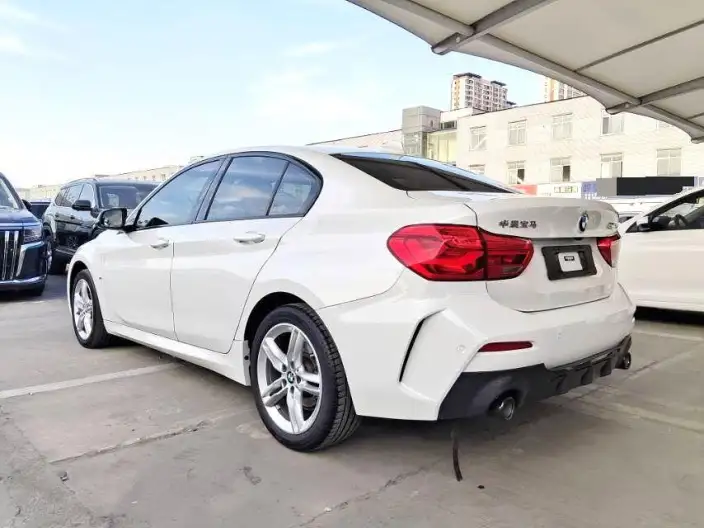 BMW 1 Series 2021 Model Facelift 120i M Sports Night Edition – фото 5