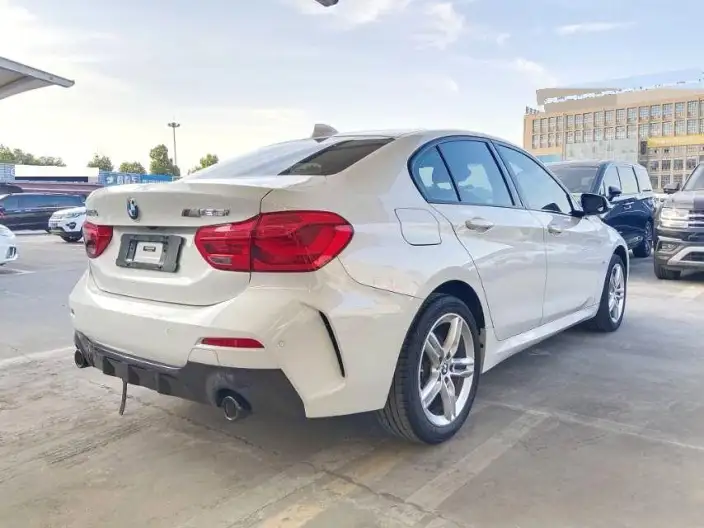 BMW 1 Series 2021 Model Facelift 120i M Sports Night Edition – фото 6