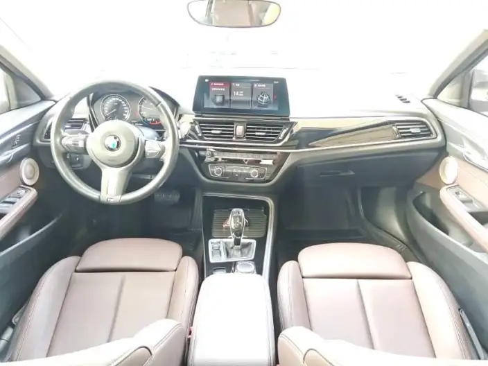 BMW 1 Series 2021 Model Facelift 120i M Sports Night Edition – фото 7