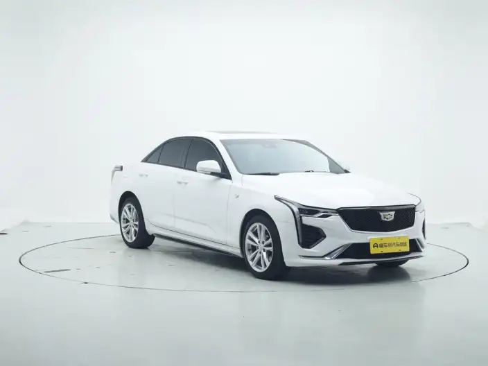 Cadillac CT4 2022 Model 28T Fashion Model – фото 3