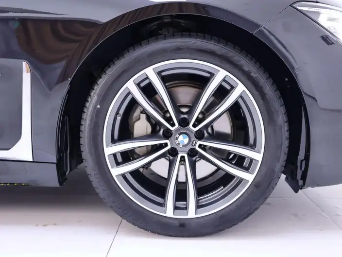 BMW 7 Series 2019 Model Facelift 730Li M Sports Set – фото 4